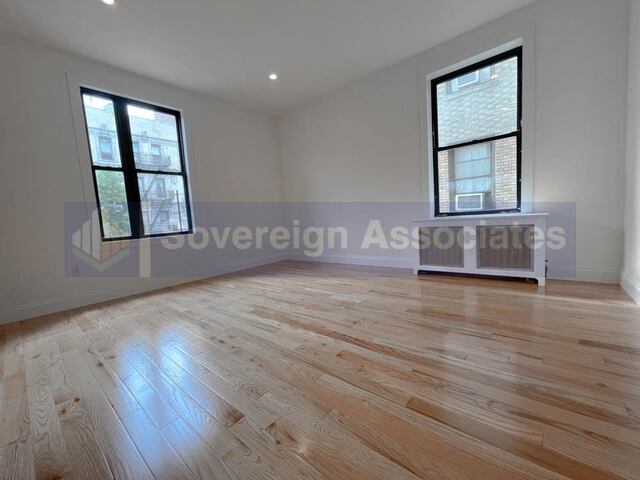 4-Bedroom at 250 Fort Washington Avenue