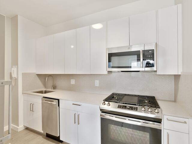 3-Bedroom at Kips Bay Court : 500 Second Ave