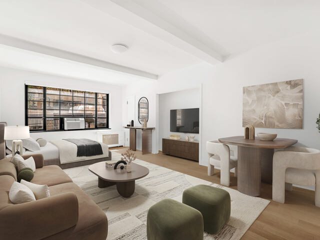 Studio at The Beaux Arts: 307 East 44th