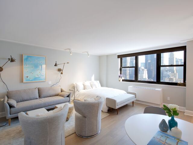 Studio at The Murray Hill Marquis