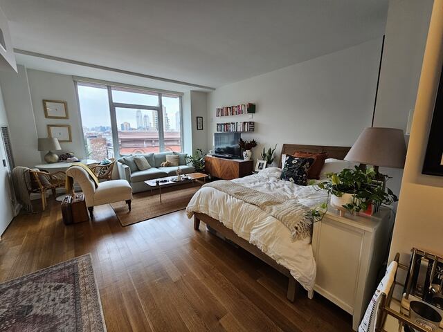 Studio at 101 Bedford Avenue