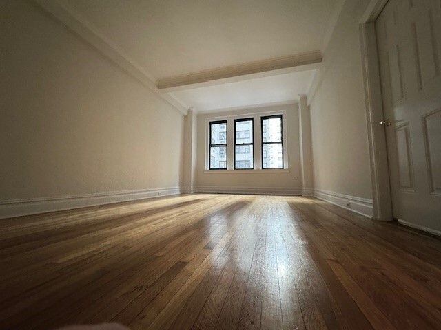 1-Bedroom at 405 East 54th Street