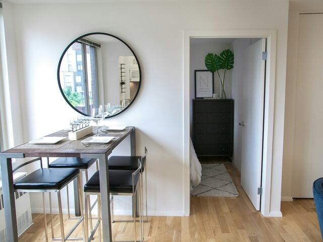 1-Bedroom at Kips Bay Court : 484 Second Ave