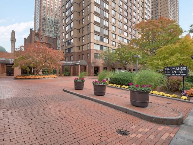 1-Bedroom at Normandie Court: 225 East 95th