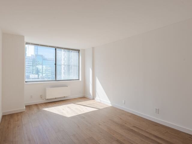 1-Bedroom at Newport: Waterside Square North
