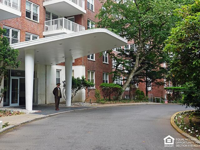 1-Bedroom at Briar Hill