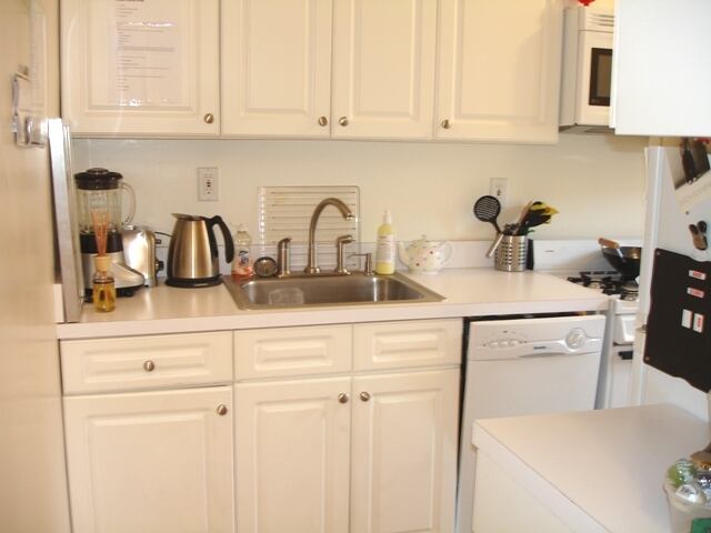 1-Bedroom at 230 Thompson Street