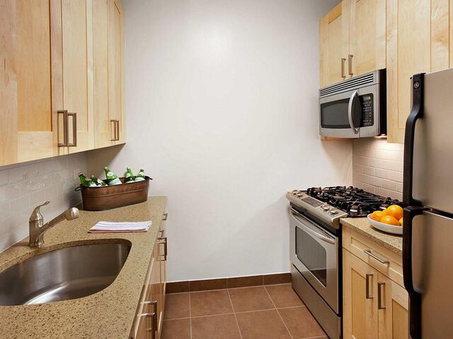 21 West Street photo