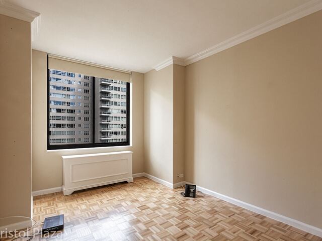 2-Bedroom at Bristol Plaza
