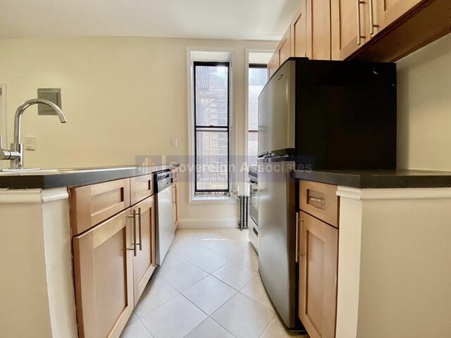 1-Bedroom at 12 Pinehurst Avenue