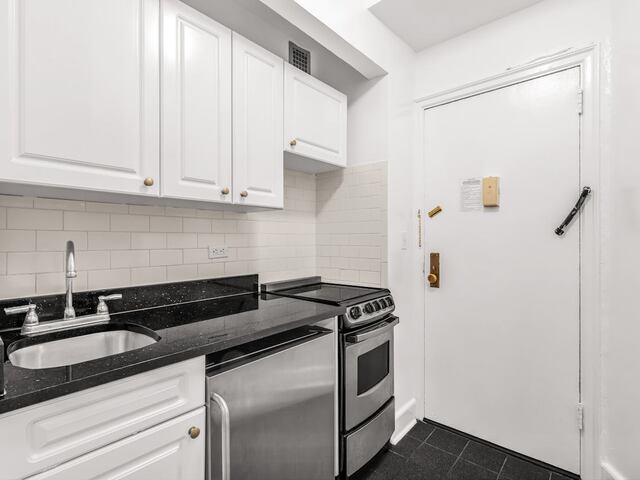 Studio at The Beaux Arts: 307 East 44th