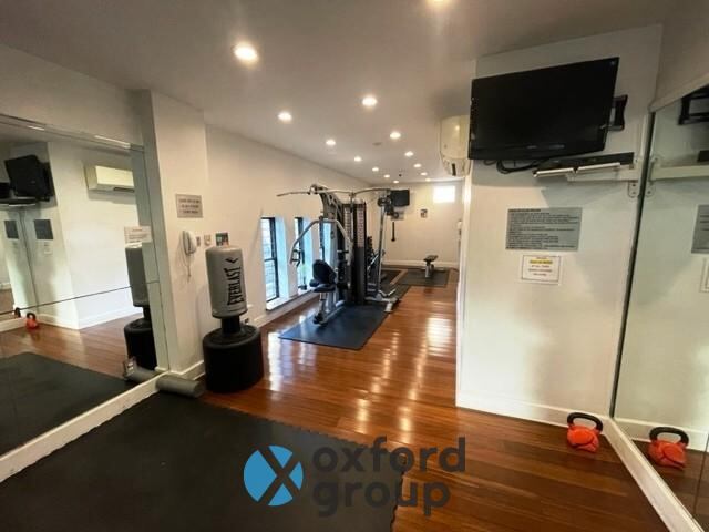 1-Bedroom at Executive Plaza