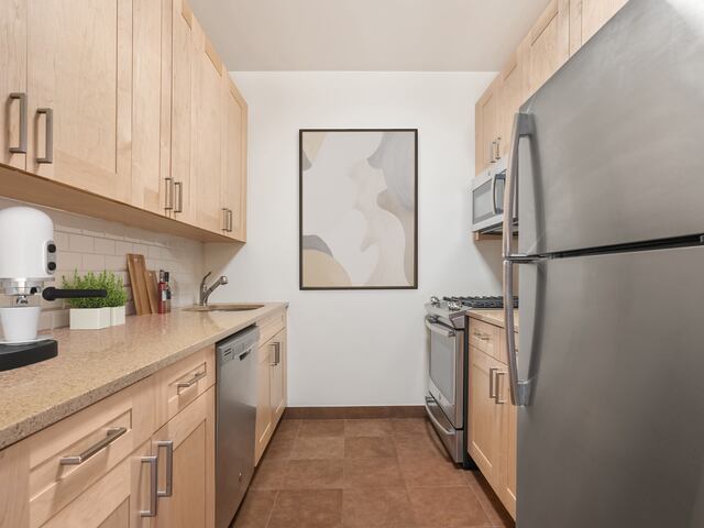 21 West Street photo