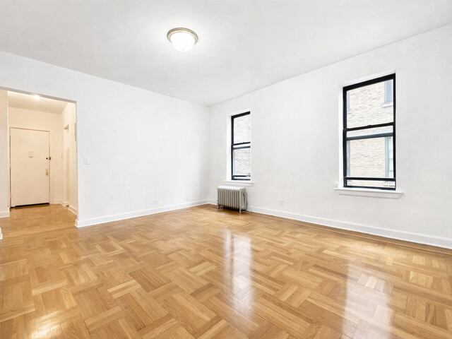 1-Bedroom at 590 Fort Washington Avenue