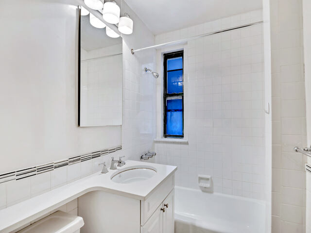 1-Bedroom at 226 East 70th Street