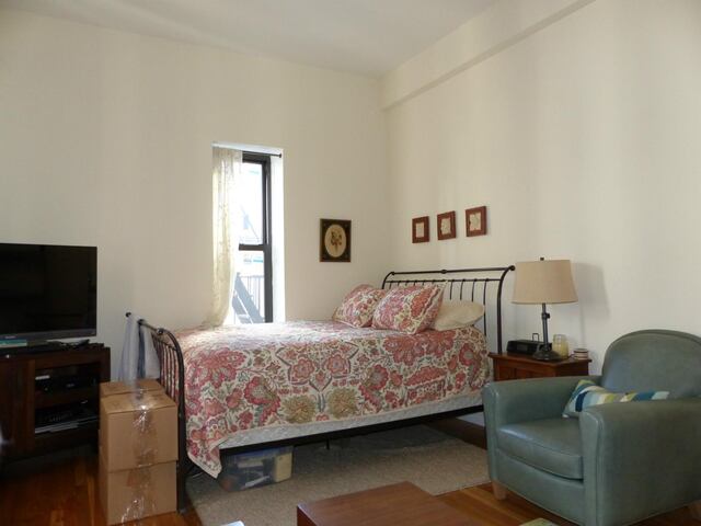 Studio at 143 West 69th Street