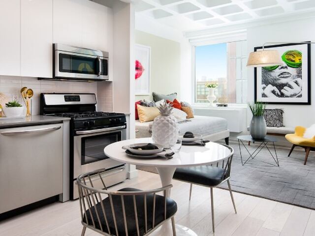 2-Bedroom at Luna LIC