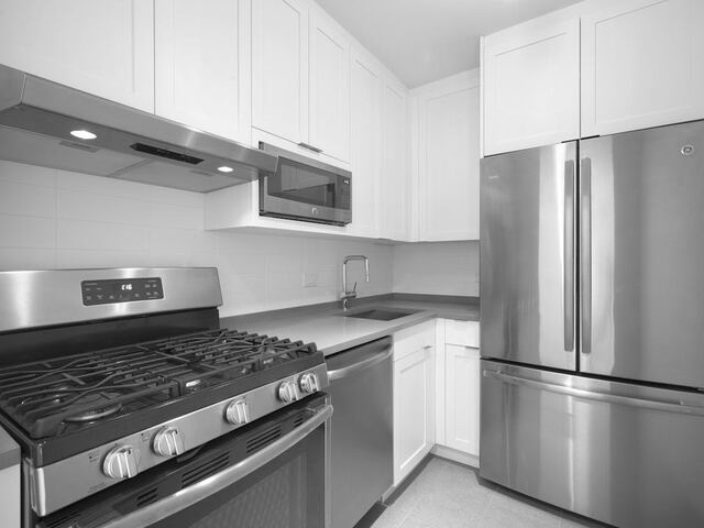 Studio at South Park Tower