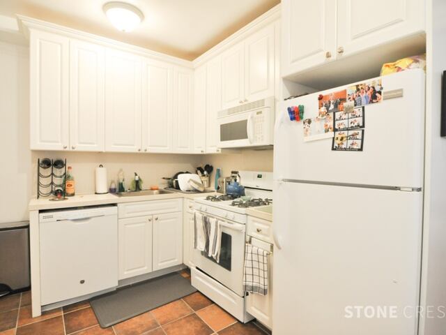 1-Bedroom at 900 West End Avenue
