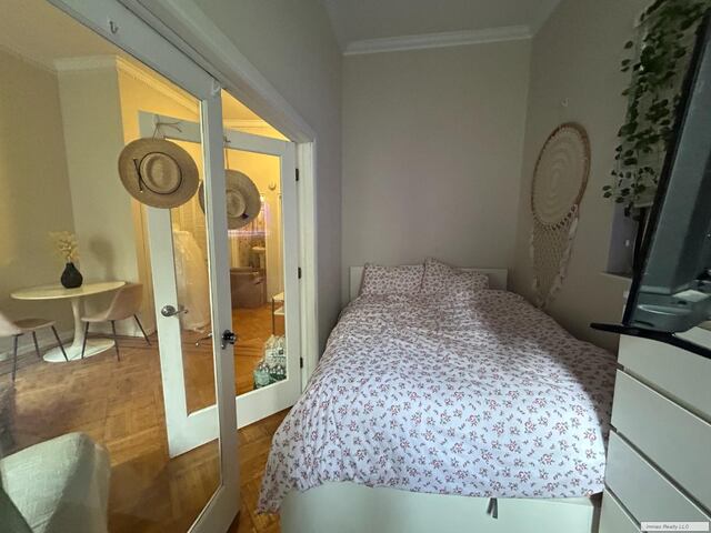 1-Bedroom at 110 East 61st Street