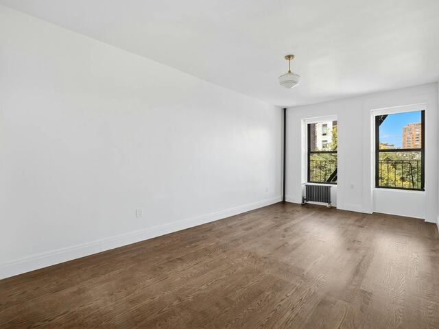 4-Bedroom at 400 Bleecker Street