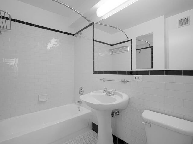 1-Bedroom at 420 West 42nd Street