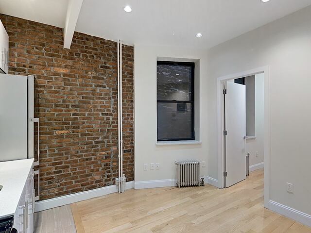 2-Bedroom at 11 Stanton Street