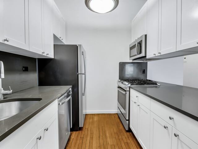 1-Bedroom at 121 Madison Avenue