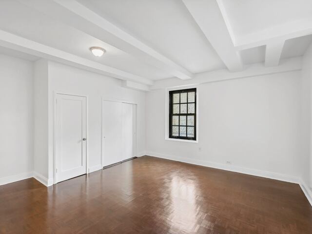 Studio at South Pierre (aka 160 West 71st)