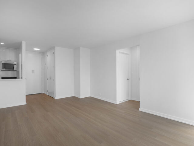 2-Bedroom at South Park Tower