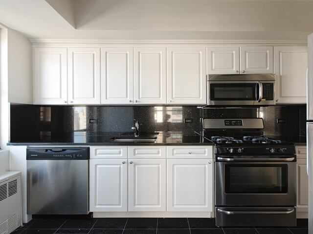 2-Bedroom at Yorkshire Towers