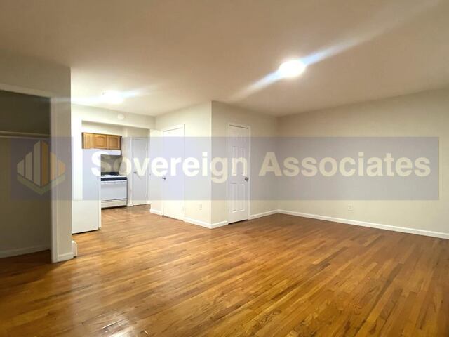 1-Bedroom at 49 Cooper Street