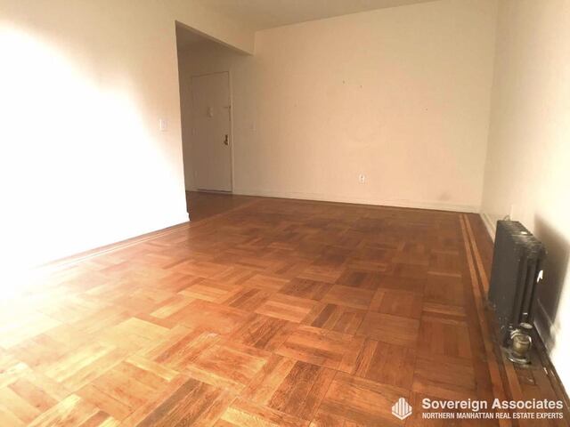 1-Bedroom at 175 Pinehurst Avenue