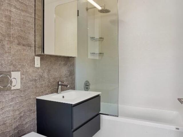 5-Bedroom at 195 Stanton Street