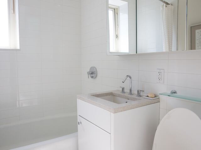 2-Bedroom at Stuyvesant Town: 647-655 East 14th