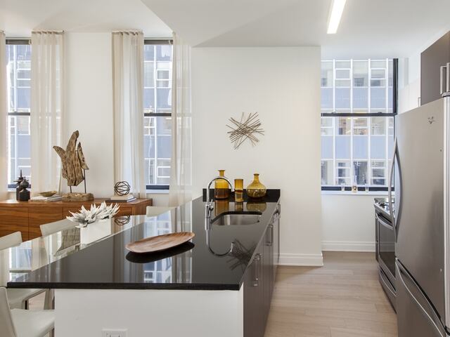 3-Bedroom at 70 Pine Street
