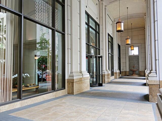 1-Bedroom at Barclay Tower