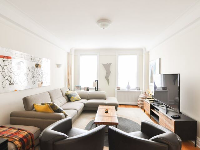 2-Bedroom at 290 Riverside Drive