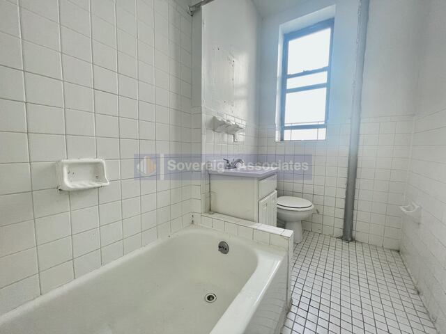 1-Bedroom at 70 Post Avenue