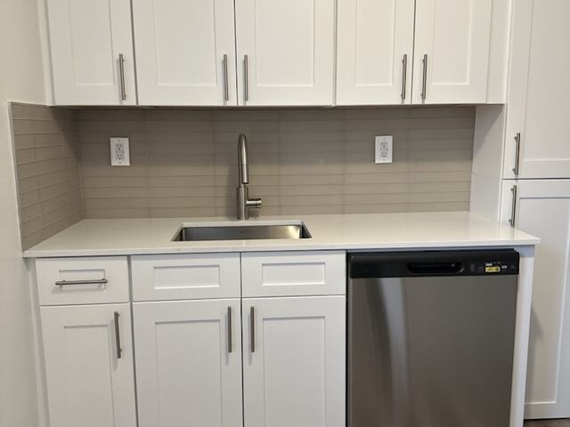 3-Bedroom at Parker Towers: 104-40 Queens Blvd