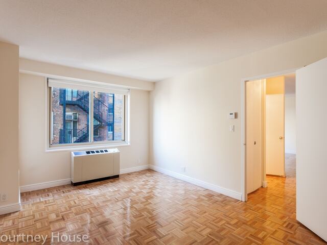 1-Bedroom at The Courtney House