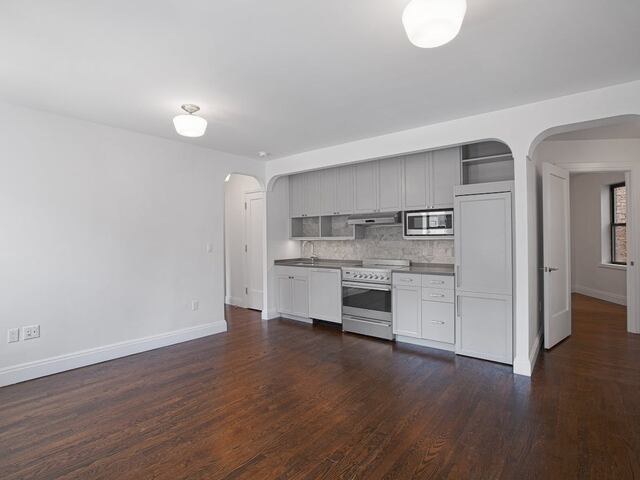 3-Bedroom at 62 Leroy Street