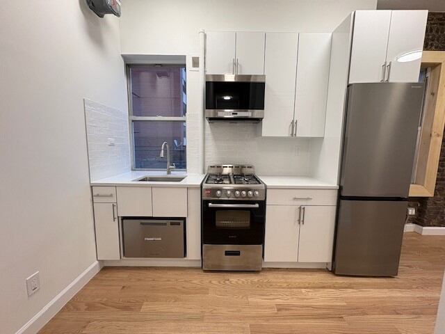 1-Bedroom at 230 Thompson Street