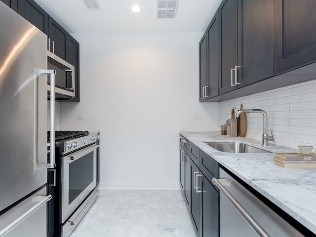 Studio at 21 West End Avenue