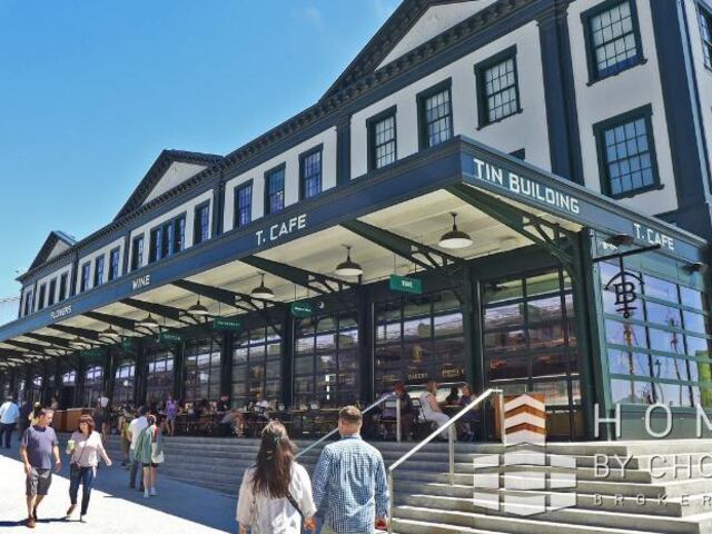 2-Bedroom at 25 Peck Slip