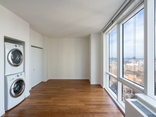 Studio at 66 Rockwell Place
