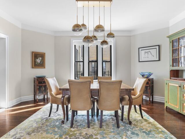 5-Bedroom at 305 Riverside Drive