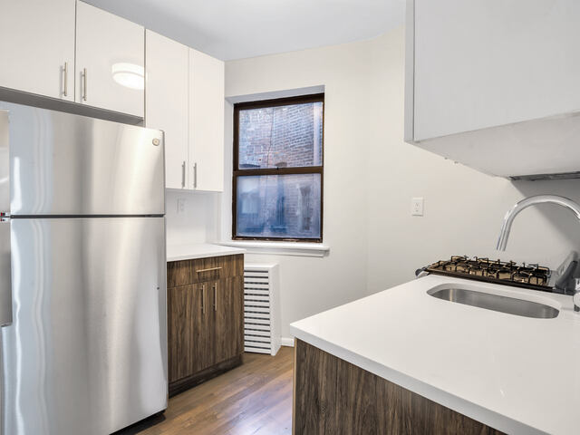 1-Bedroom at 414 West 49th Street