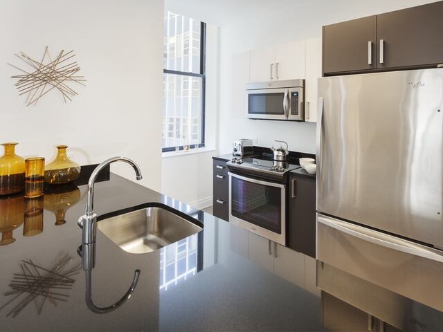 3-Bedroom at 70 Pine Street