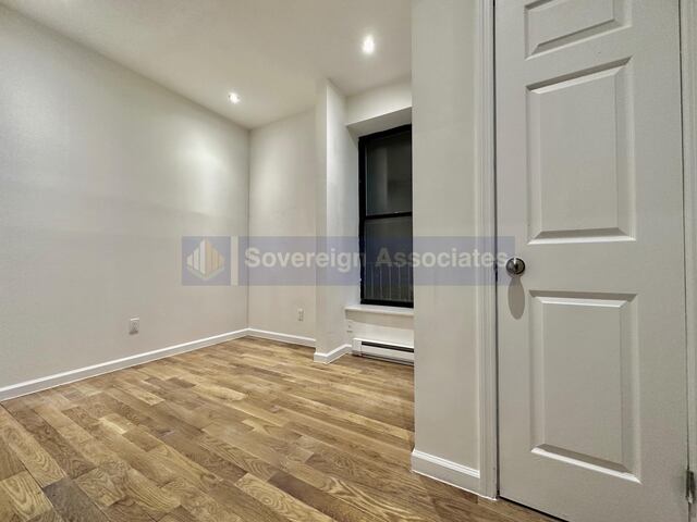 3-Bedroom at 320 Manhattan Avenue